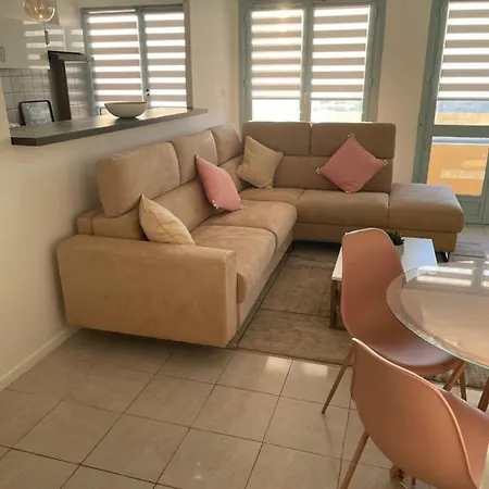 Apartment - 50m2 Au Calme, A Pieds *