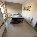 - 50m2 Au Calme, A Pieds Apartmán *